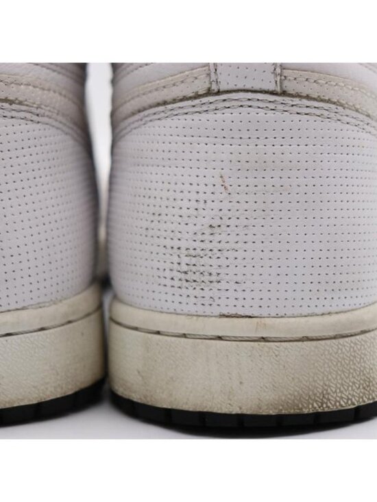 Nike Air Jordan 1 Retro High OG White Men\'s Size 10.5 Sneakers 555088-100